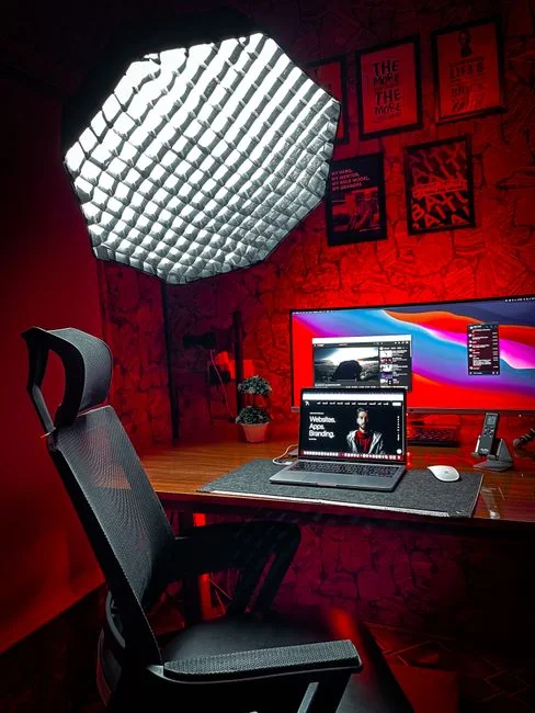 turned-on-monitor-displaying-digital-products-pkrnxegurgm